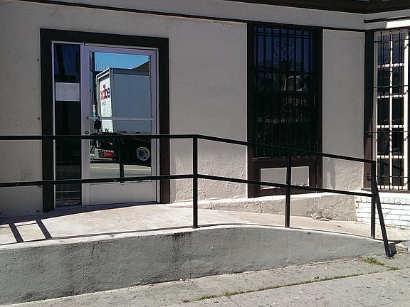 2nd image of 1019 N Avalon Blvd Ste 103