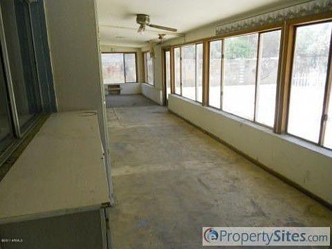 5th image of 4646 W Puget Ave