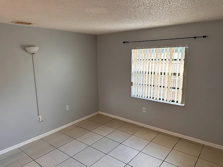 1st bedroom