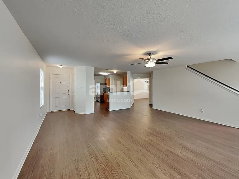 3631 Barkers Crossing Ave — Photo 9