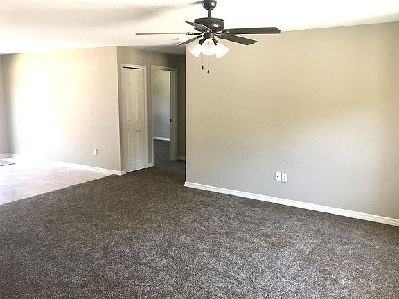 5th image of 15990 SW 52nd Avenue Rd