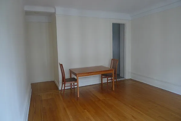 Rented by Raz Realty | media 15