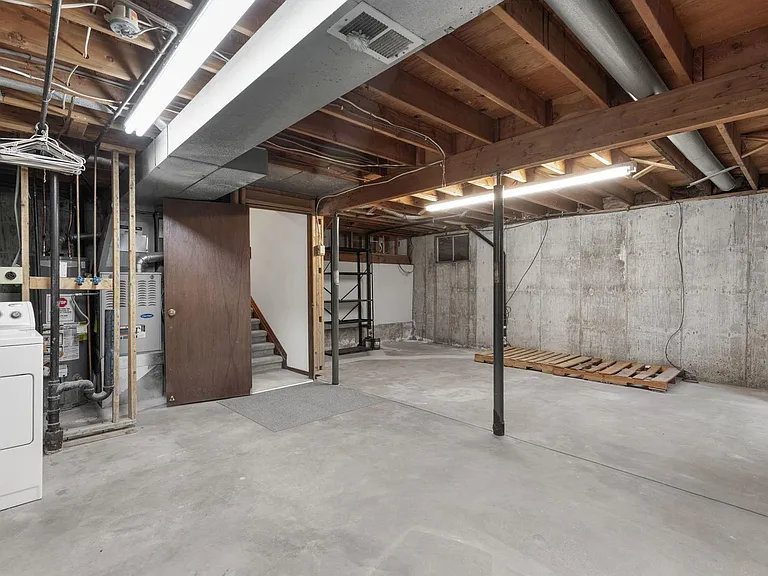 6893 Gray Cir — Photo 21