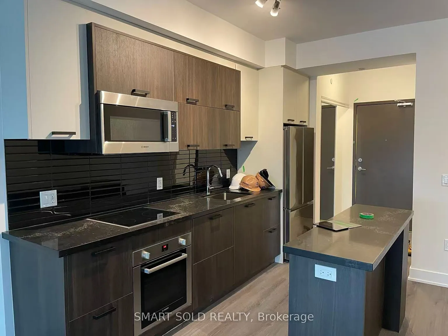 2 bed, $2,500 — Photo 3