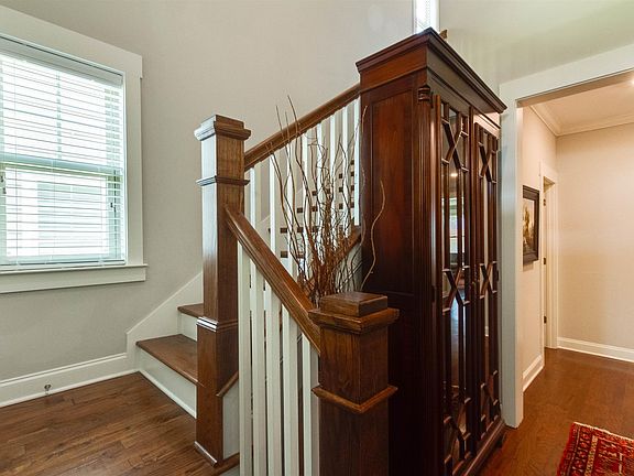 2nd image of 2819 Americus Dr