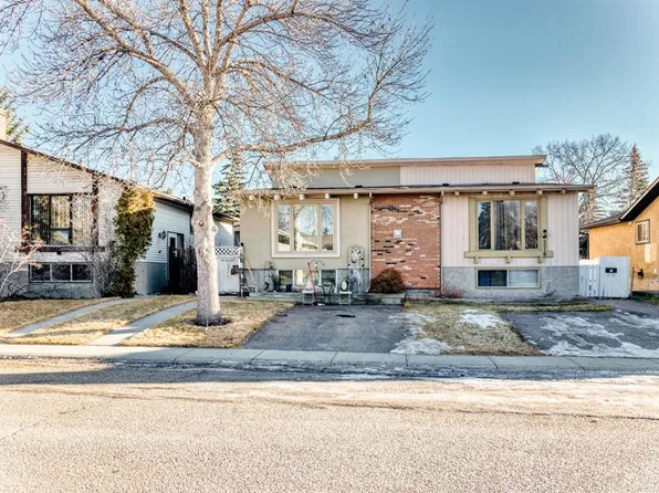 274 W Templeview Way NE, Calgary, AB T1Y 3Y9