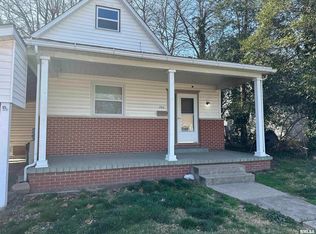 705 S 18th St, Herrin, IL 62948