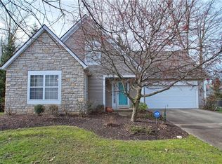 3008 Waterford Dr #38, Twinsburg, OH