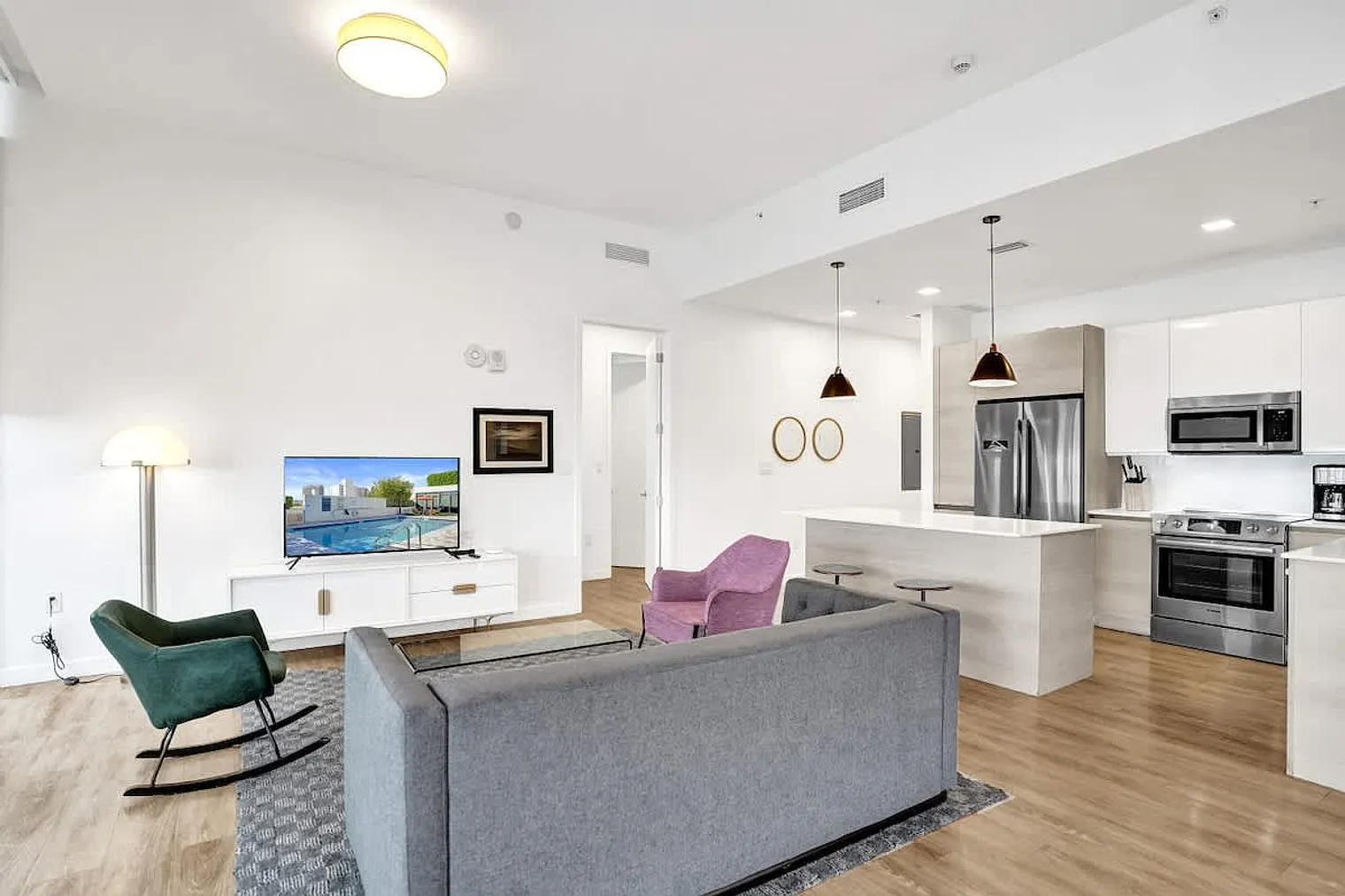 3 bed, 3.0 bath, $11,040 — Photo 3