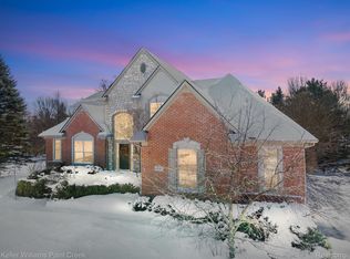 4545 Palmetto Ct, Clarkston, MI