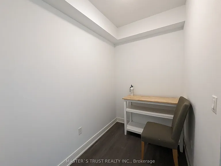 89 McGill St #2809 — Photo 6