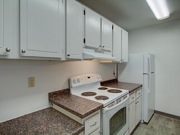 4th image of 2556 N 124th St APT 347