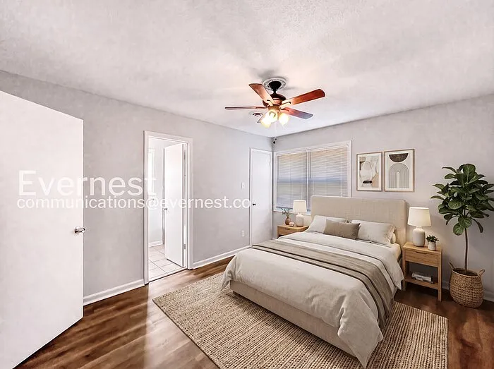 8250 Chesterfield Dr — Photo 4