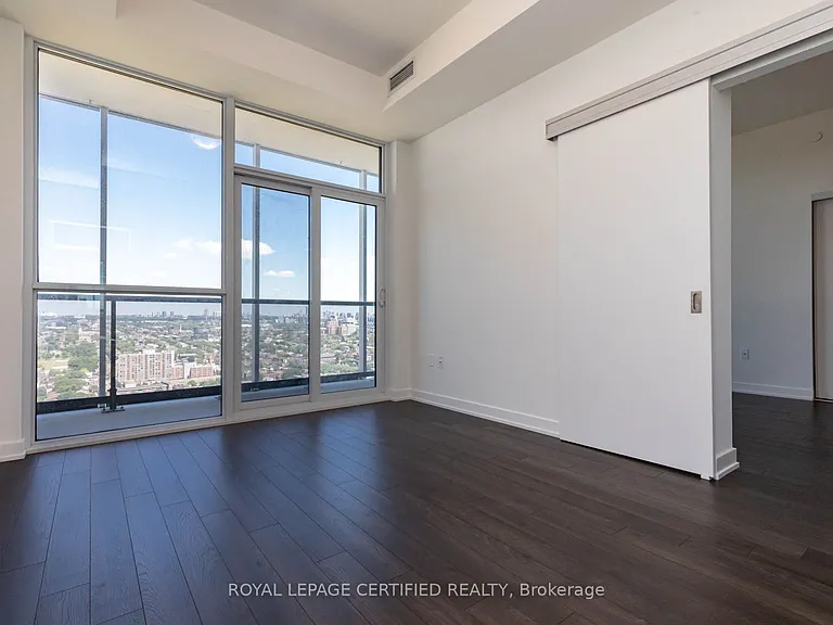 30 Ordnance St #2805 — Photo 12