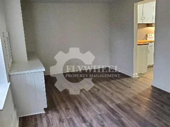 910 S Crest Rd Unit B, Chattanooga, TN 37404