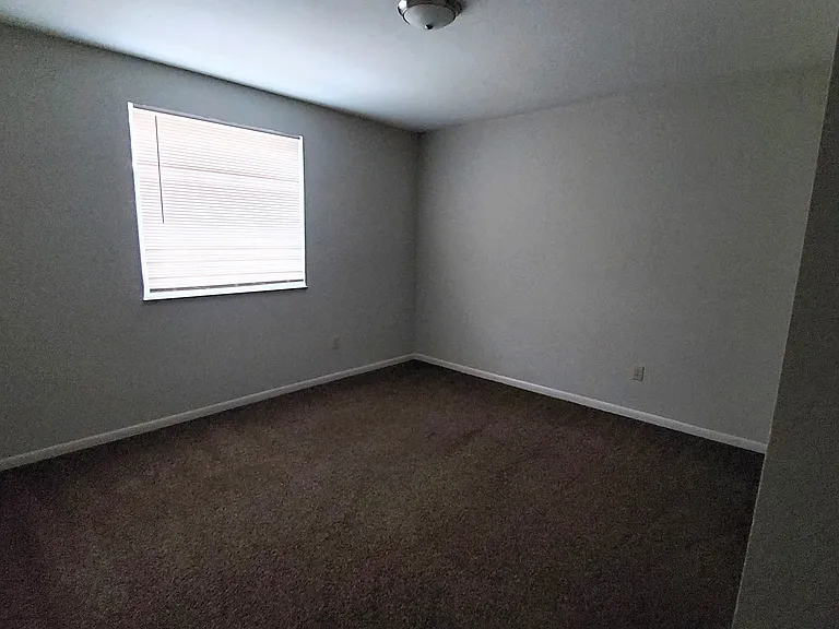 220 E. Lane Ave. — Photo 6