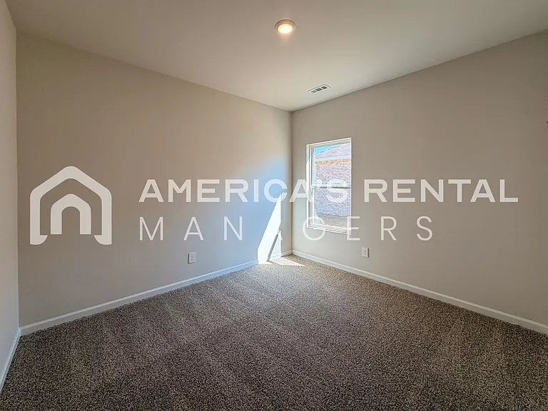 171 Keller Dr — Photo 13