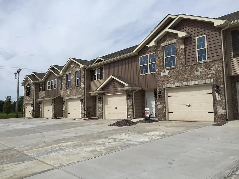 101 Olyvia Dr
