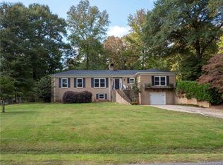 105 Kingsway Cir, Charlotte, NC 28214