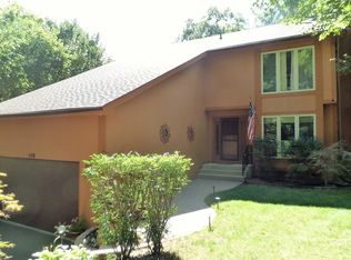 1183 Mallard Ct, Fox Lake, IL 60020