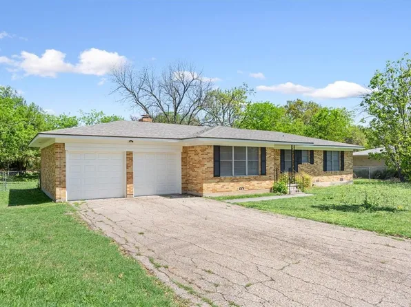 317 Catalina Dr, Woodway, TX 76712