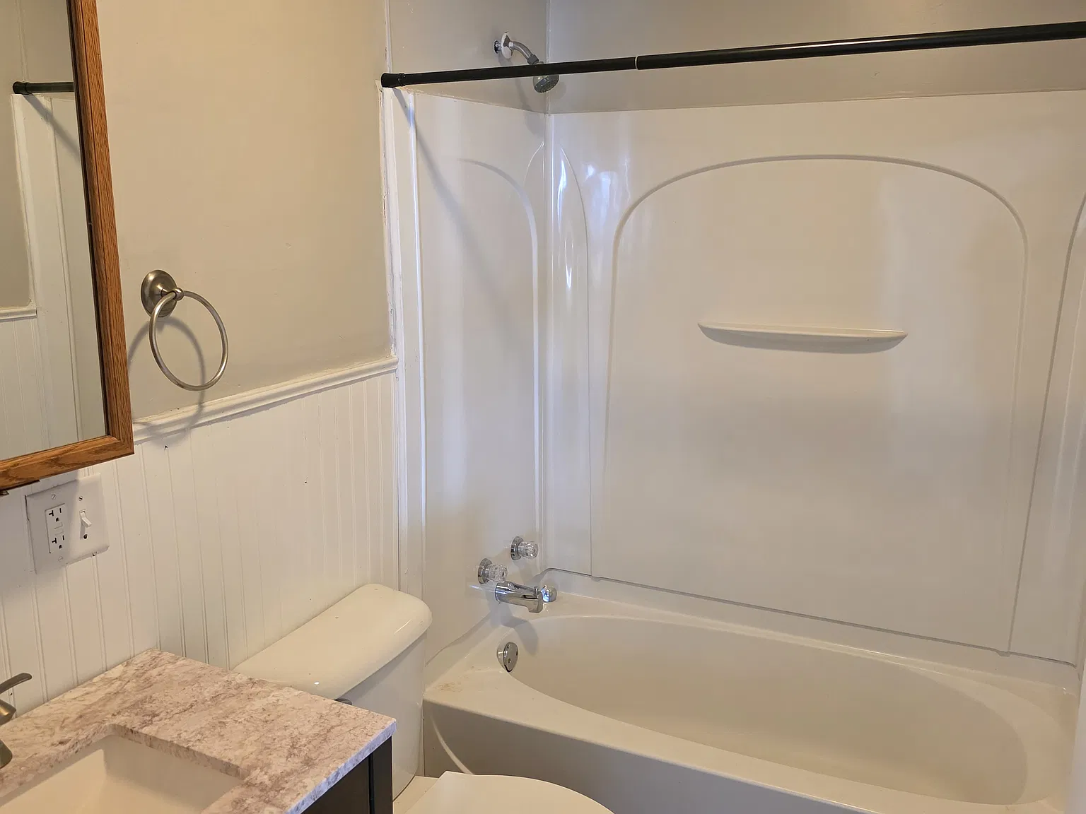 30 Orchard Dr — Photo 3