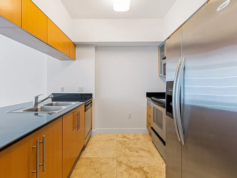 1750 N Bayshore Dr #2409 — Photo 1