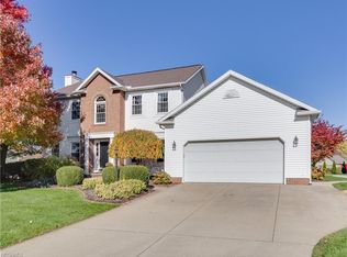 3255 Shepherd St NW, North Canton, OH 44720