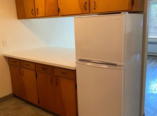 4221 E Blaine St APT 1, Seattle, WA 98112