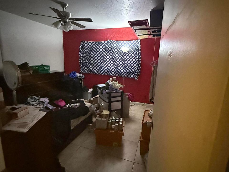 1st image of 4120 W KRALL Street