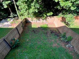 86 Davis Mill Ct UNIT B, Lawrenceville, GA 30044