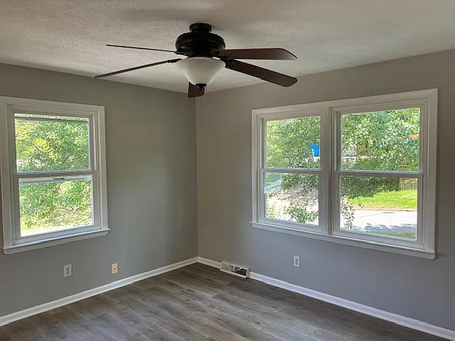 7 Village Park Dr — Photo 18