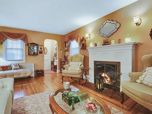 4th image of 15 Catherine St