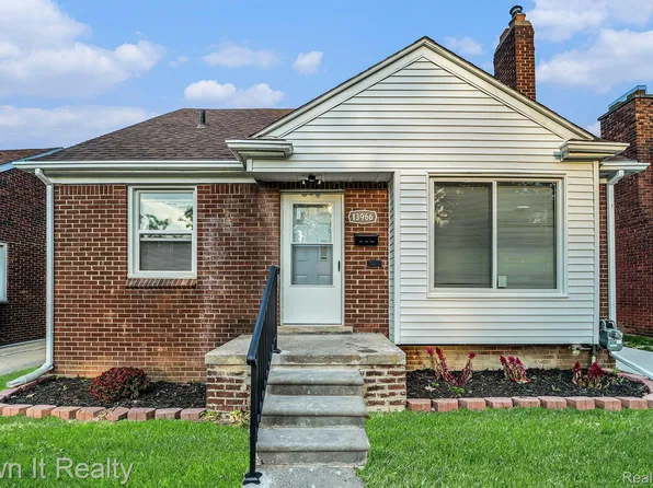 13966 Grandville Ave, Detroit, MI 48223