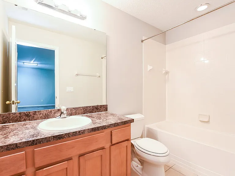 1725 Portcastle Cir — Photo 16