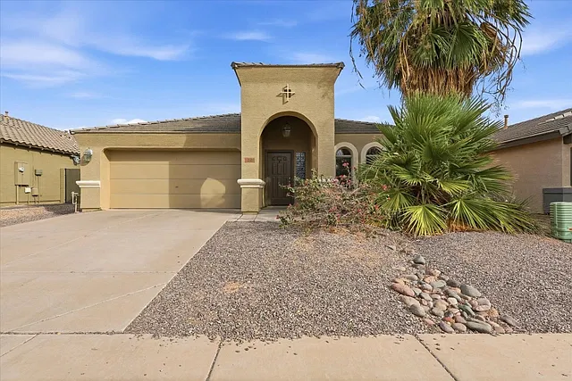 20 West Cooper Canyon Road — Photo 1
