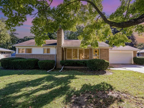 1558 Sauk Ln, Saginaw, MI 48638