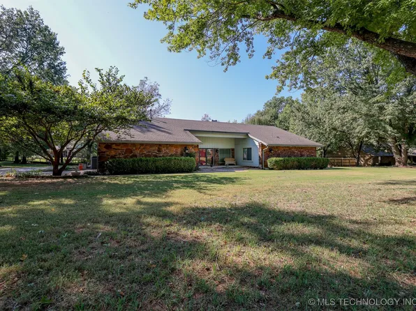 22124 E 62nd St, Broken Arrow, OK 74014