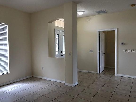 5th image of 3511 Forest Park Dr