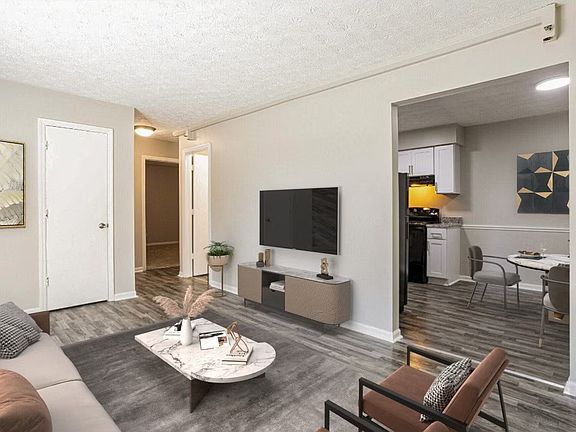 4th image of 2504 Larkin Rd #109