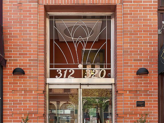 5th image of 312-320 W 23rd St #3R