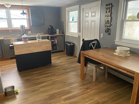 5th image of 29 1/2 Mount Hygeia Rd