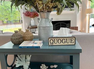 21 Elizabeth Ln, Quogue, NY 11959