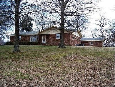 28760 Broad St, Hollow Rock, TN, 38342