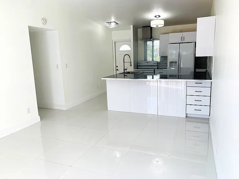 20845 Grouper Dr — Photo 7