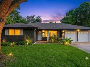903 Elmwood Dr, Baytown, TX 77520
