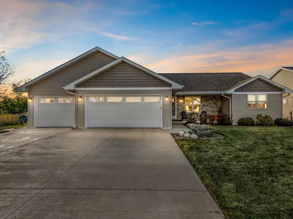 3024 Scarlet Oak Rd, De Pere, WI 54115