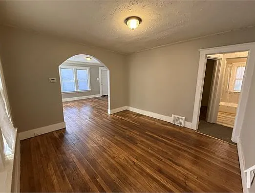 3818 Humphrey St #LOWER — Photo 6