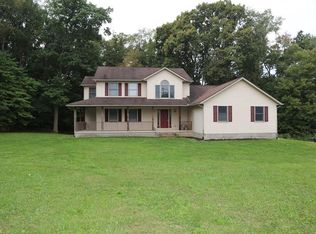 996 Etter Rd, Mogadore, OH 44260