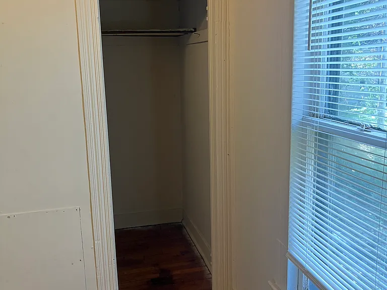 4 Truesdell St #2R — Photo 8